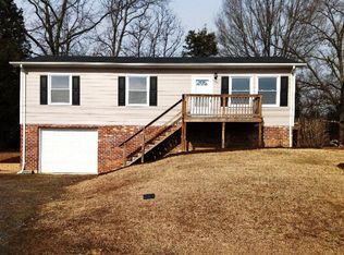480 Horseshoe Rd, Danville, VA 24541