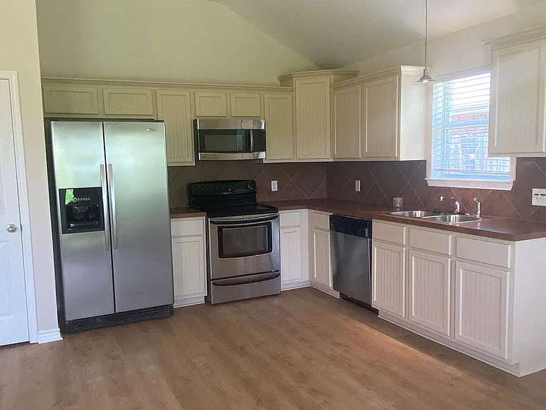 2908 Horseback Ct — Photo 14