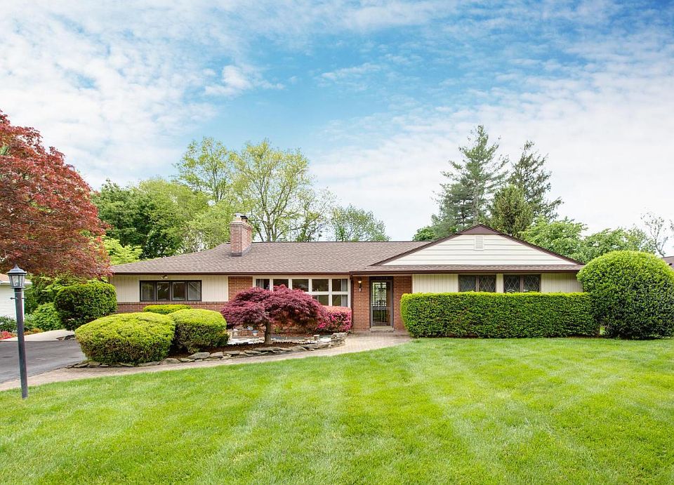 1st image of 10373 Lombardi Dr