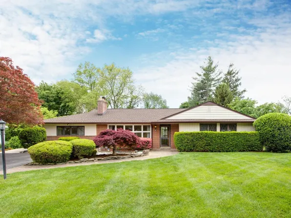 10373 Lombardi Dr, Ellicott City, MD 21042