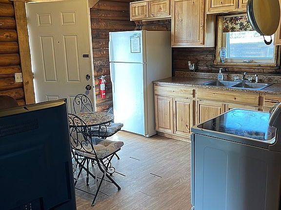 4th image of 155 Swan Ln Unit 4
