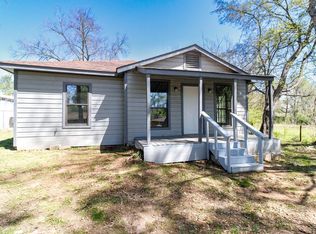 209 Dr Martin Luther King Jr Dr, Gladewater, TX 75647