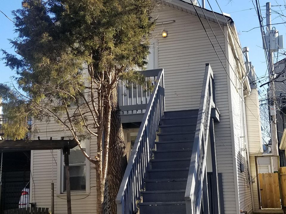 1st image of 935 N Honore St APT 1R