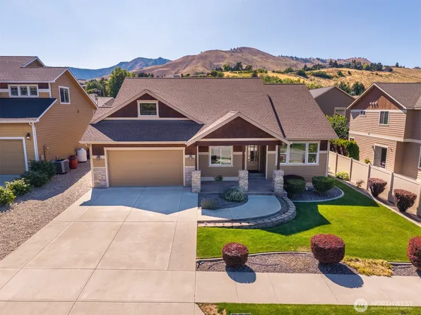 920 Woodward Drive, Wenatchee, WA 98801