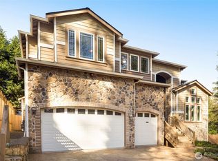 18638 92nd Ave NE, Bothell, WA 98011