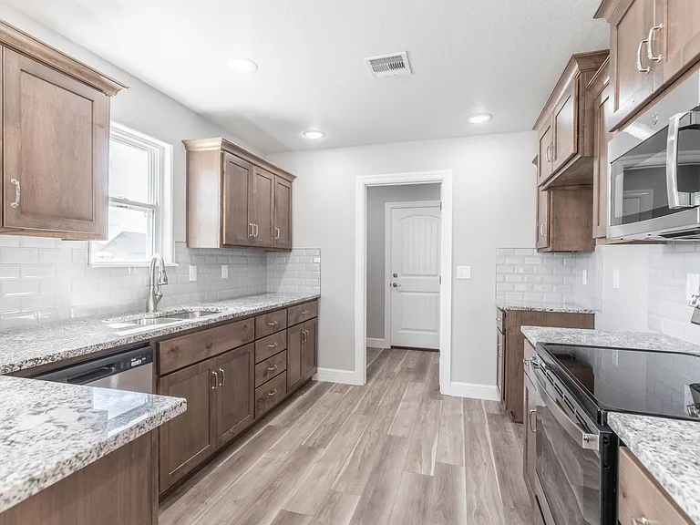 2819 Nellie Ave — Photo 4