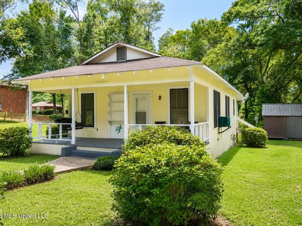 2021 Berthadale Rd, McComb, MS 39648
