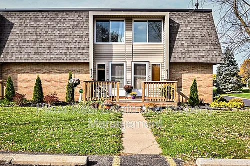 6111 Island Dr NW Photo 1
