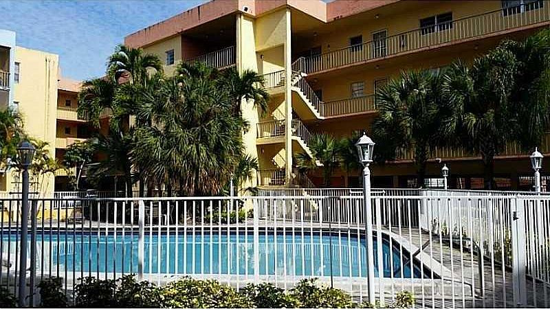 1st image of 16750 NE 10th Ave APT 323