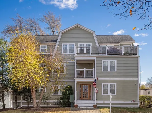 23 Beech St APT 4, Framingham, MA 01702