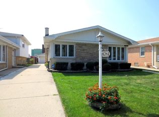 8261 W Maple Ave, Norridge, IL 60706