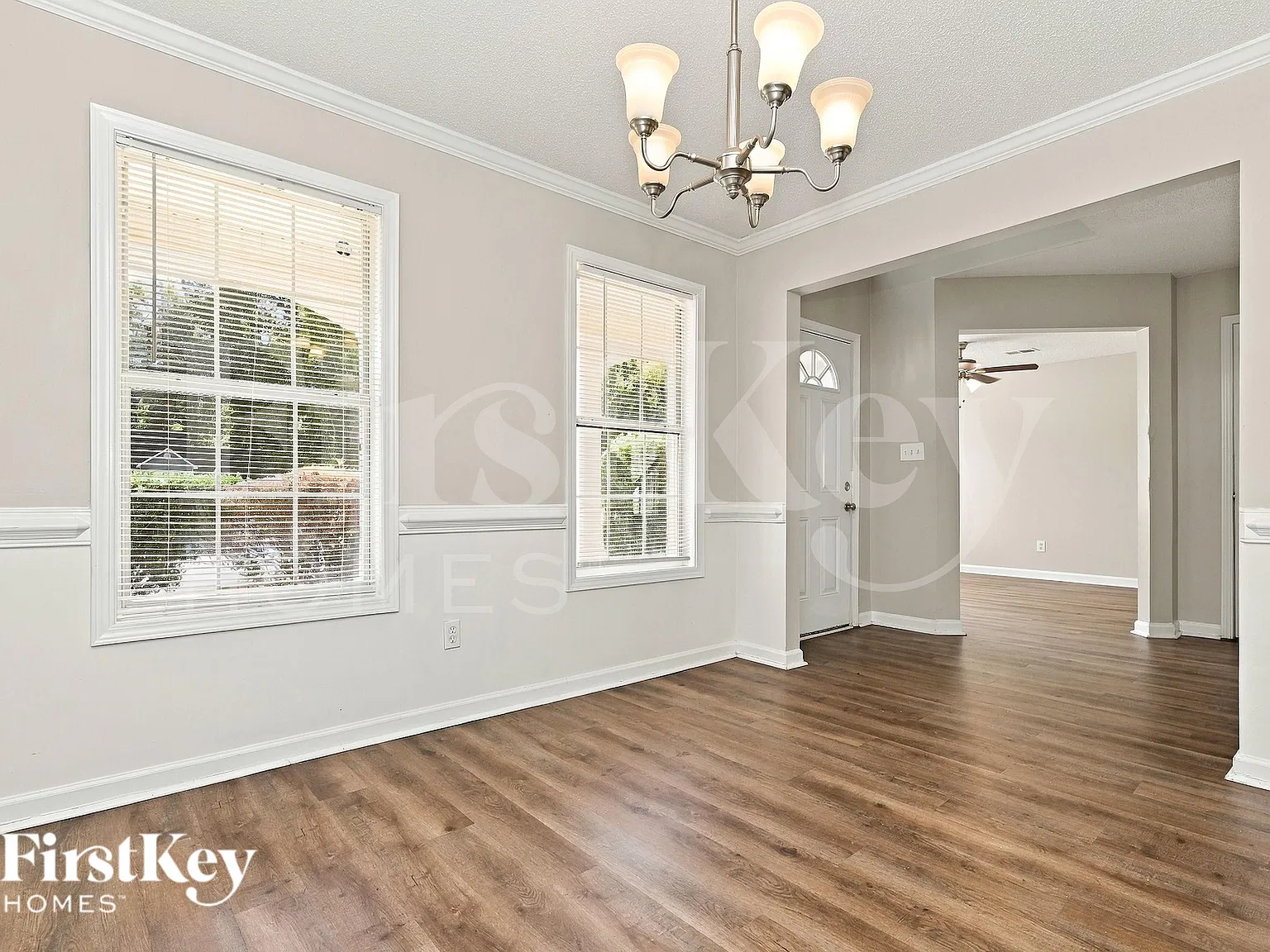 3 bed, 2.0 bath, 2144 sqft, $2,255 — Photo 4