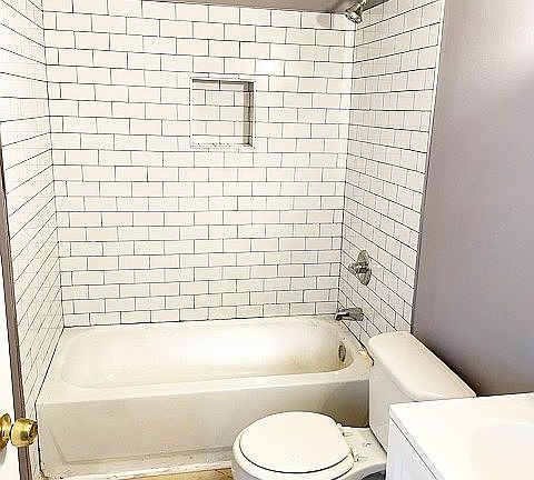 2nd image of 2519 Amelia St