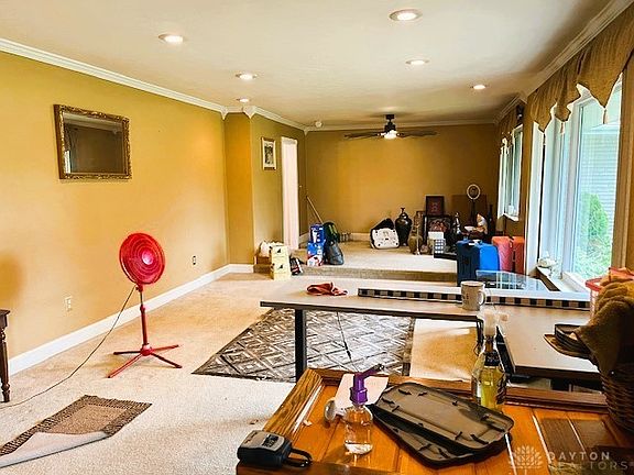 5th image of 19 Hillpoint St