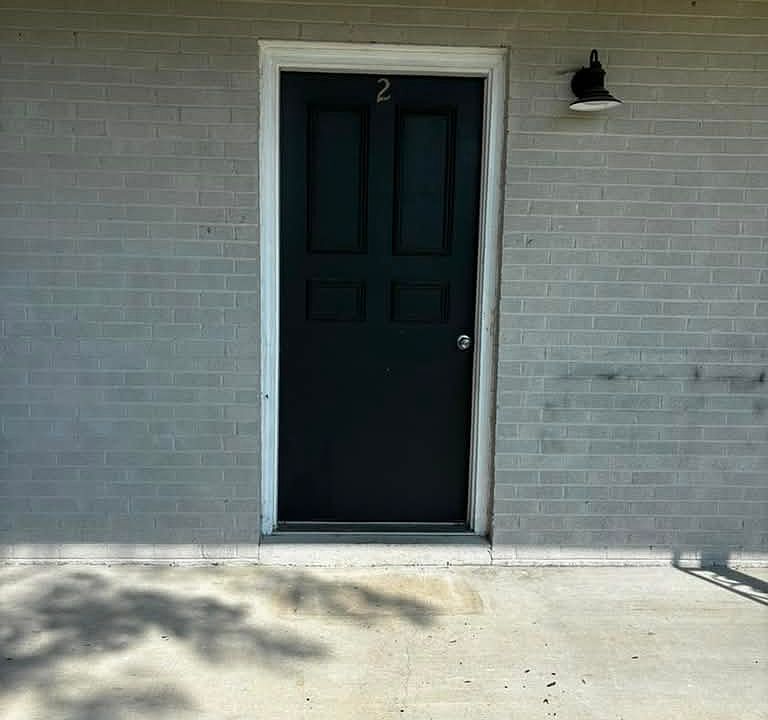 1st image of 969 Fife Ave #2