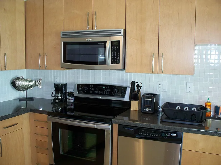 300 S Australian Ave #1215 — Photo 18