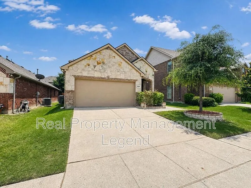 9929 Pronghorn Rd