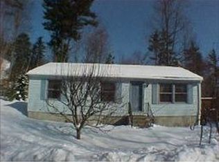 10 Hillcrest Dr, Weare, NH 03281