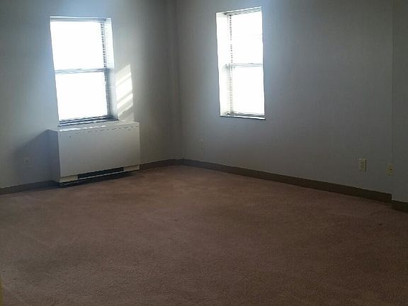 4th image of 500 S Main St APT 813