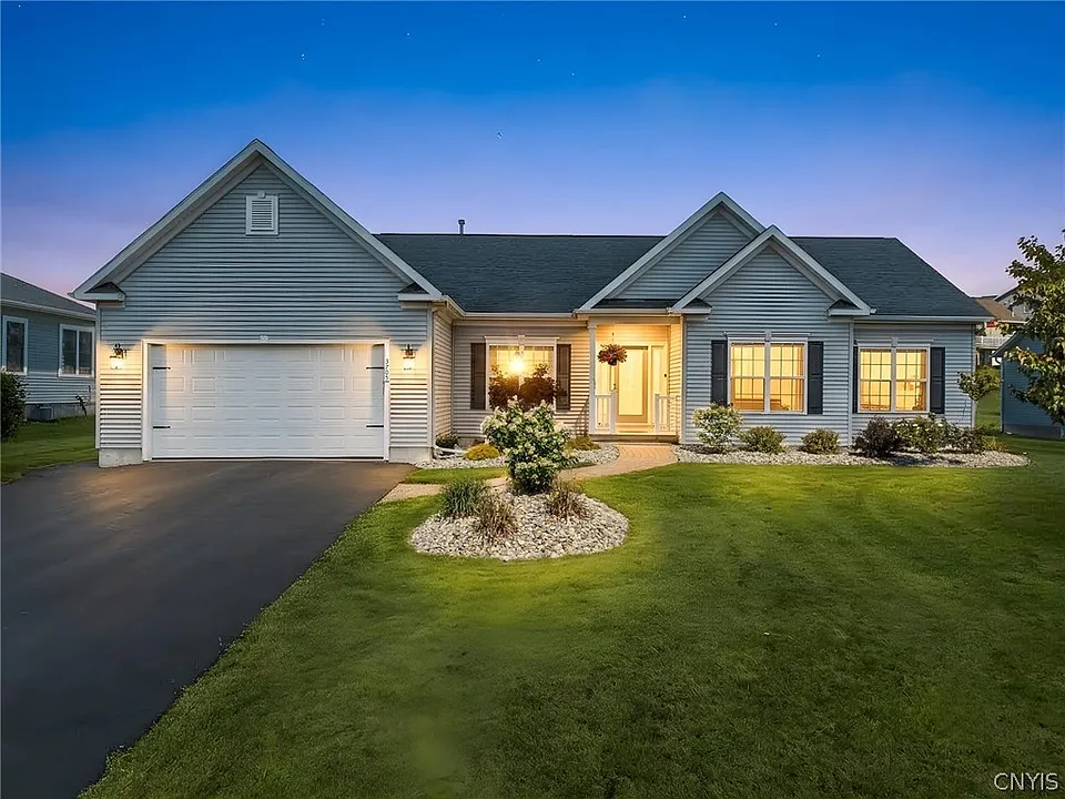3705 Pegasus Cir