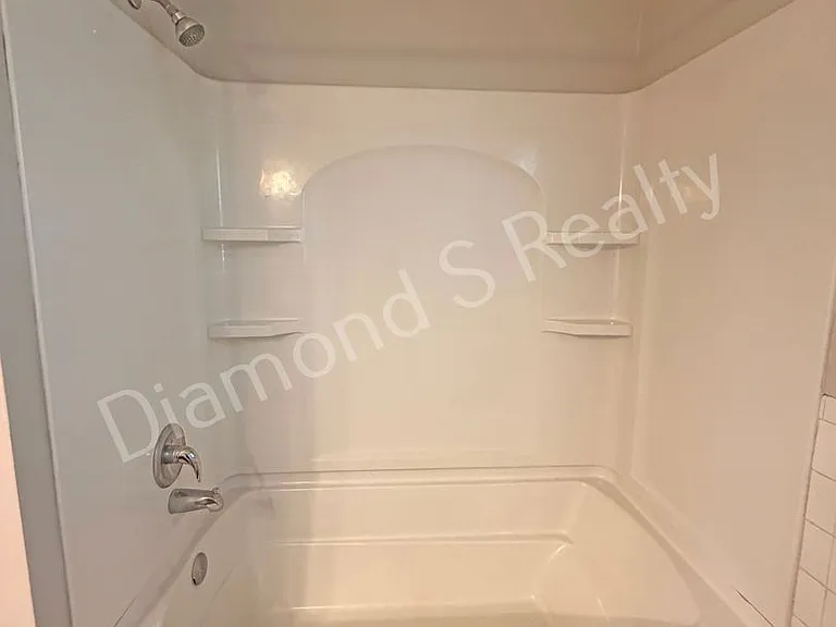 2264 E Nora St — Photo 16