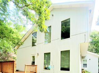 638 Metzgar Rd, East Stroudsburg, PA 18301
