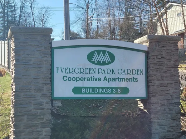 201 Evergreen St APT 4-3B, Vestal, NY 13850