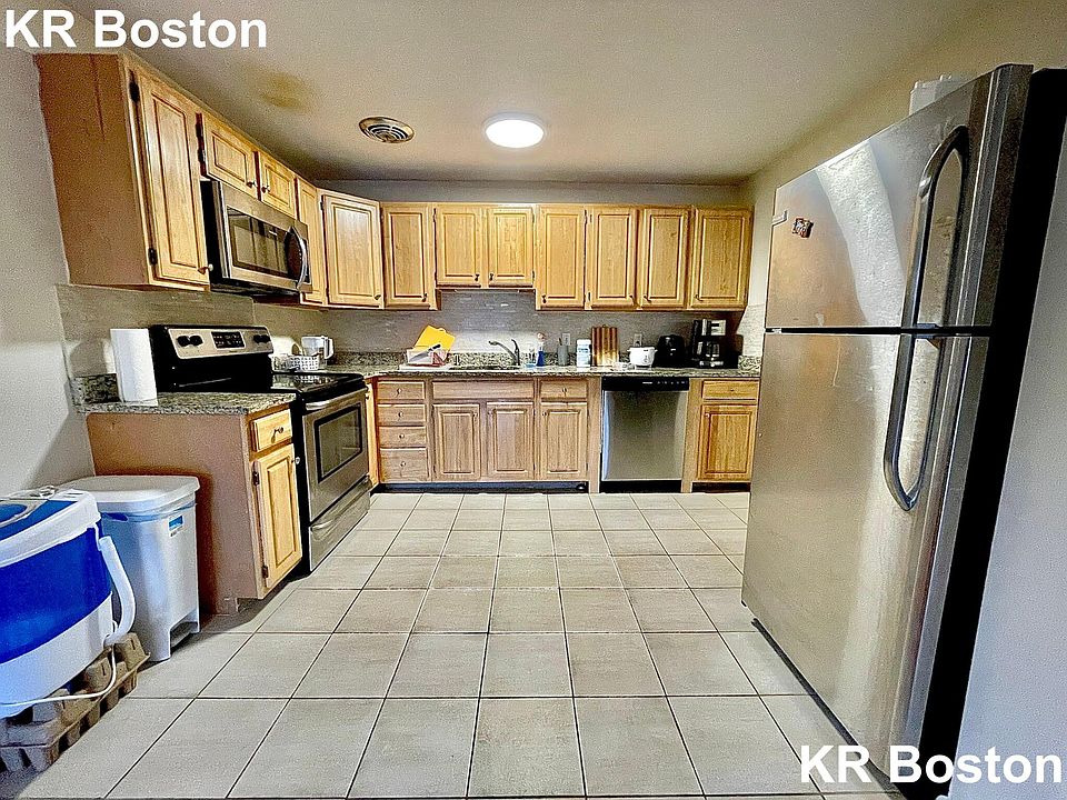 2nd image of 113 Babcock St #30E