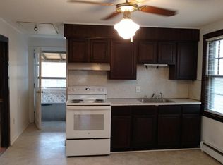 101 W High St #2, East Hampton, CT 06424
