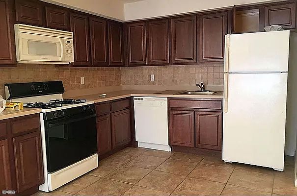 1st image of 177-50 S Conduit Ave #2