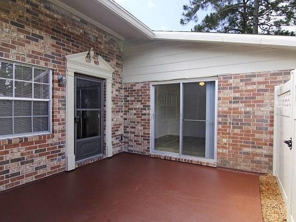 3rd image of 3019 Hanging Rock Ct E