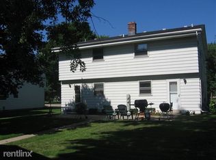 1841 Oakdale Dr, City Of Waukesha, WI 53189