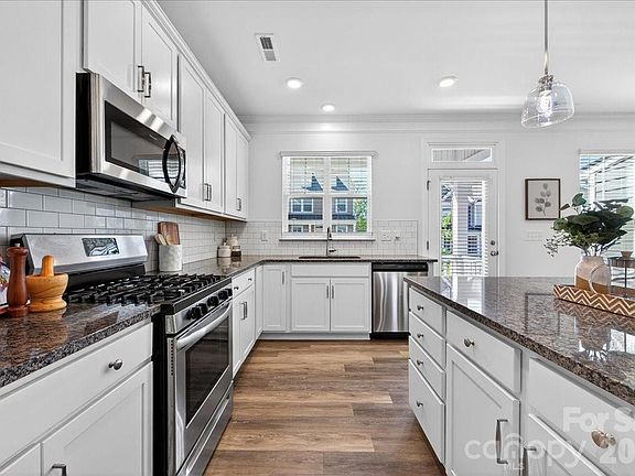 2nd image of 10436 Glenmere Creek Cir