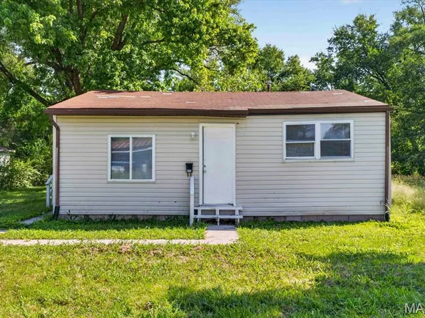 811 Sparks Ave, Cahokia, IL 62206