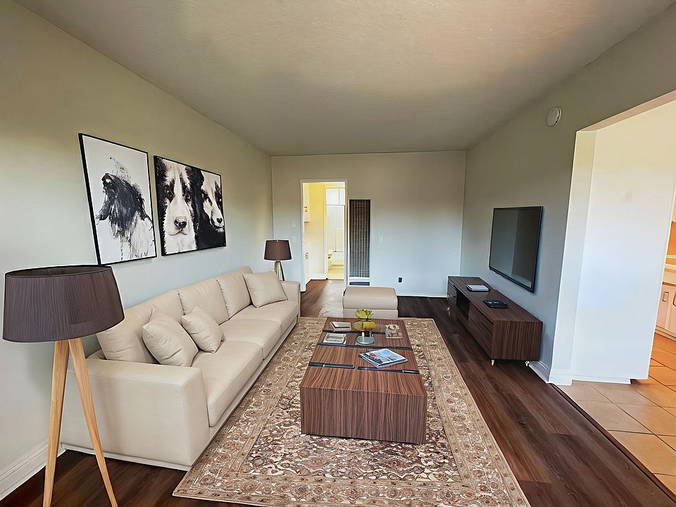 1st image of 842 W Redondo Beach Blvd APT 19