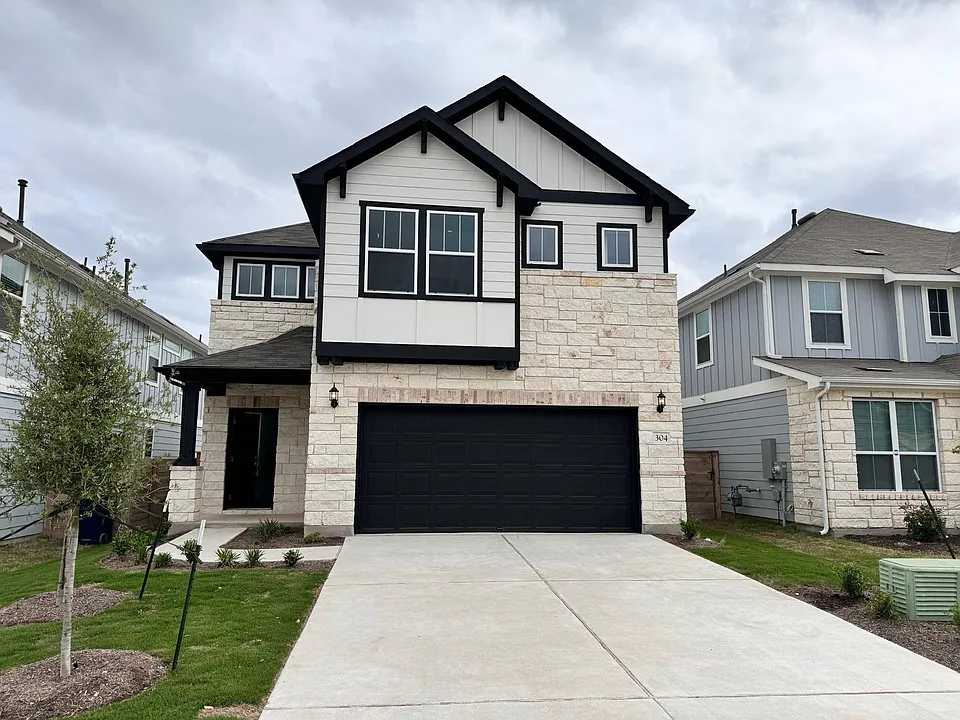 304 Harbors Ln