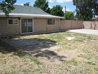 5th image of 2342 Caswell Ave