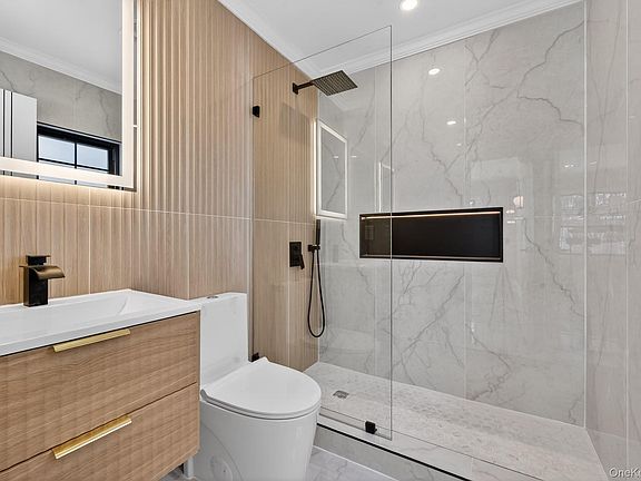 5th image of 14772 Huxley Street