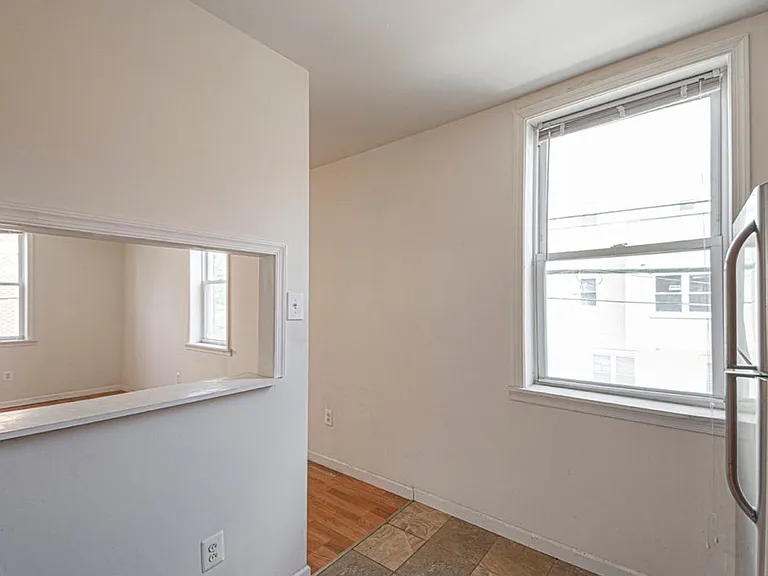 2100 St. Albans St — Photo 14