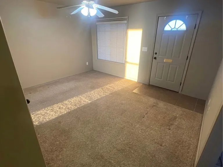 2866 Hunters Loop #300 — Photo 1