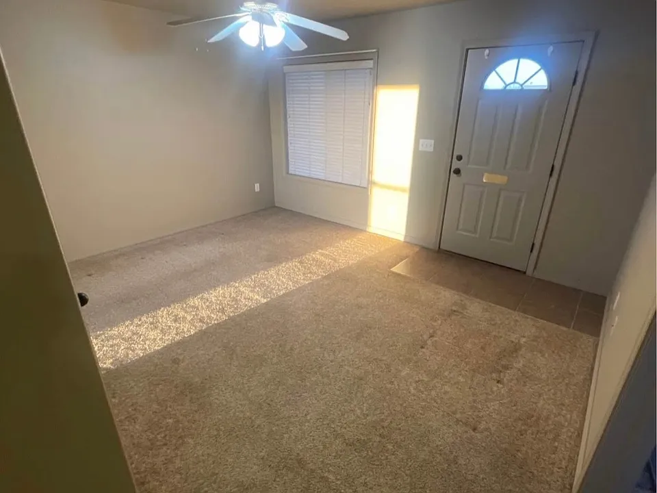 2866 Hunters Loop #300