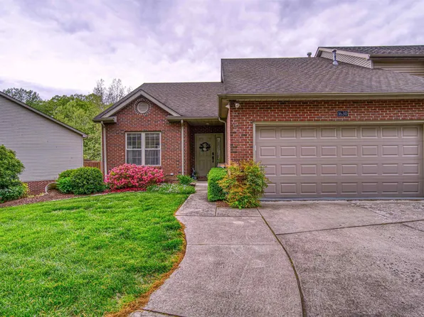 1630 Village Ln, Evansville, IN 47725