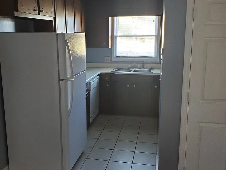 4431 Torrance Dr NW — Photo 7