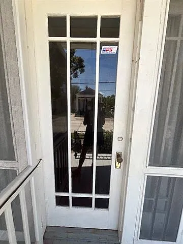 406 Hillary St — Photo 18