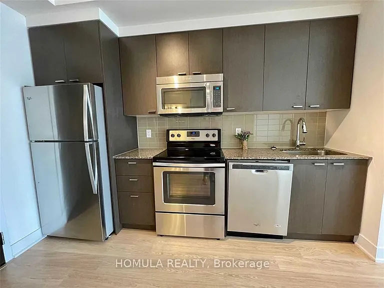 88 Sheppard Ave E #1510 — Photo 2