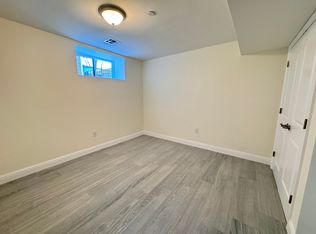 328 Robinson Ave #A, Staten Island, NY 10312