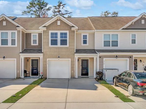 9743 Transplanter Cir, Ladson, SC 29456
