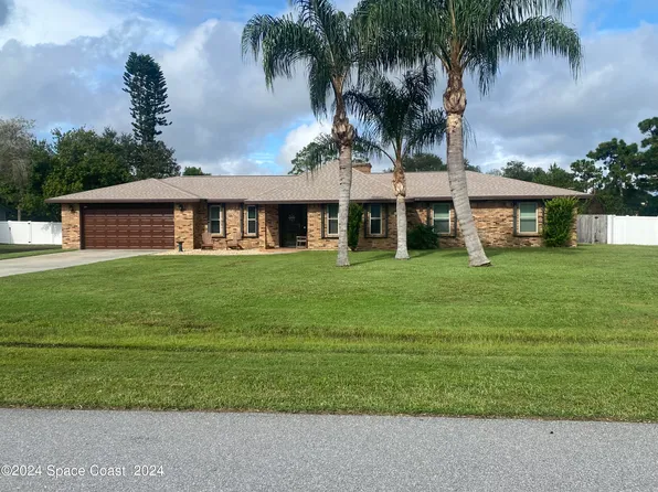 3265 Fairview Dr, Melbourne, FL 32934