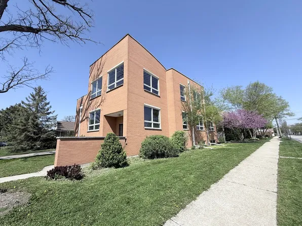2201 N 77th Ave, Elmwood Park, IL 60707