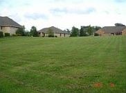 3rd image of 16 Woodview Dr